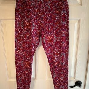 LuLaRoe Burgundy Patterned Leggings